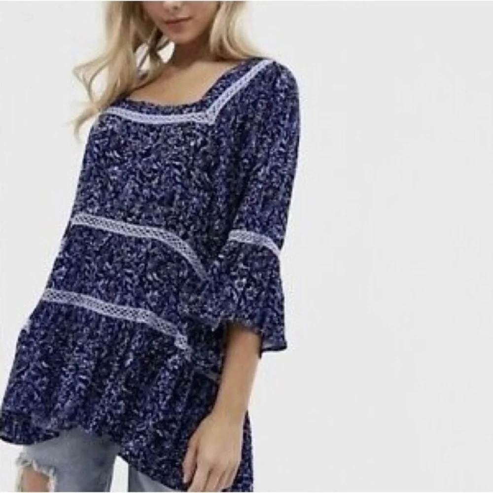Free People Talk About It Navy Floral Crochet Lace Tiered‎ Boho Tunic Top Small